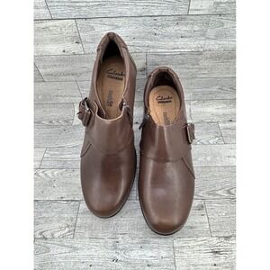 Clarks Collection Brown Leather Buckle Zip Ankle Bootie‎ Shoes Women Size 8M